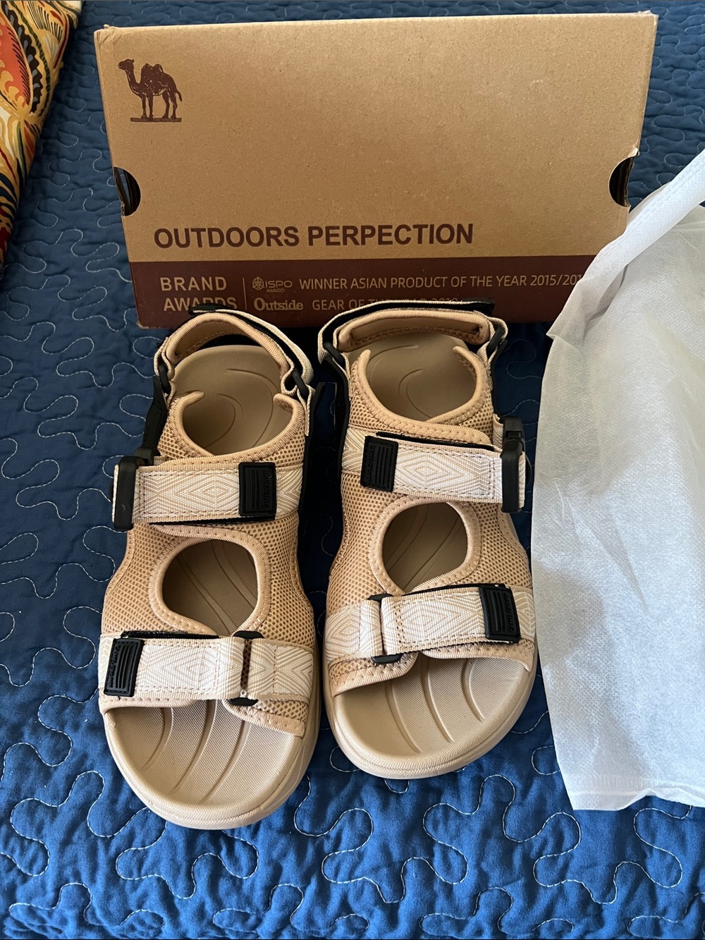 NWT Women’s Camel Crown Hiking Sandals